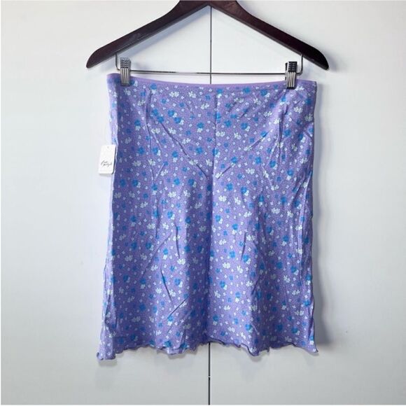 Free people NWT IRL Floral Mini Slip Skirt in Ice Combo size 12 - Picture 4 of 6